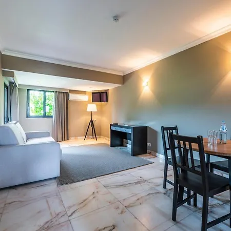 Topazio Vibe Apartments شقة *